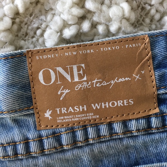 One Teaspoon Trashwhores - Picture 3 of 4