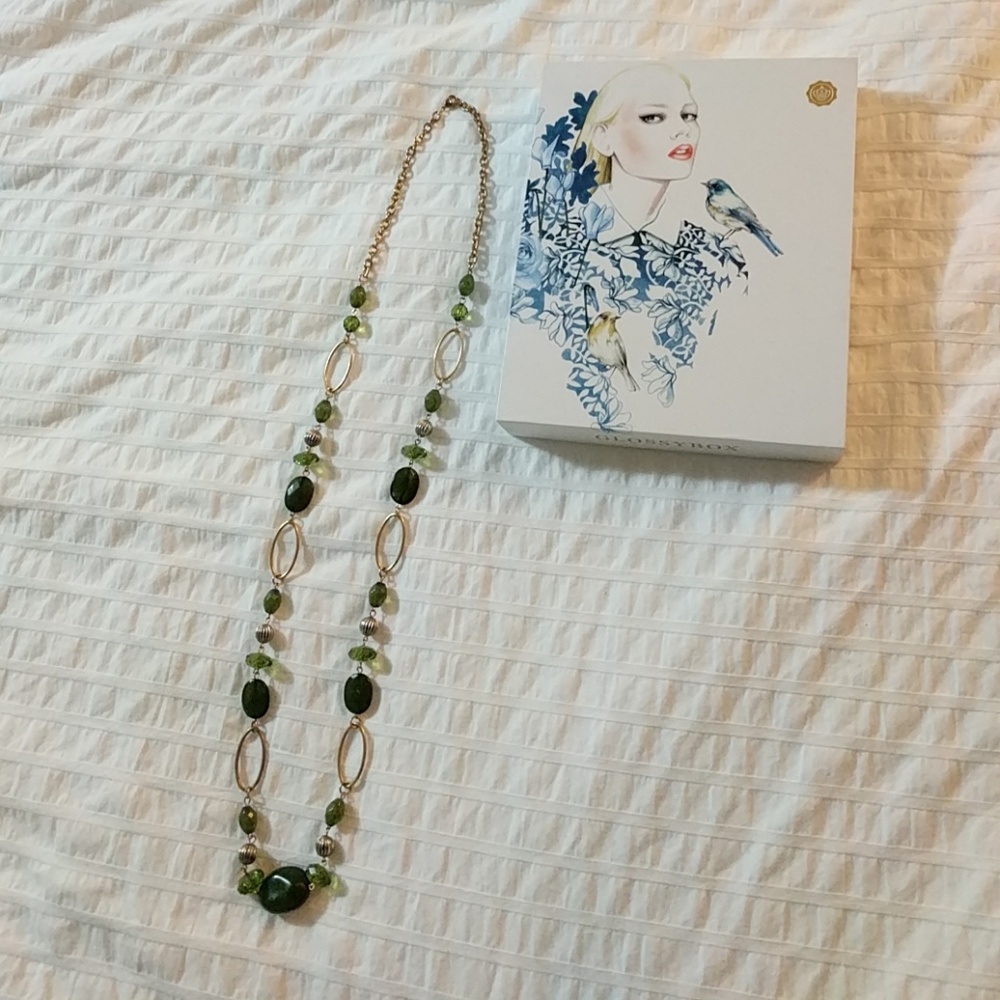 Green and gold layering necklace