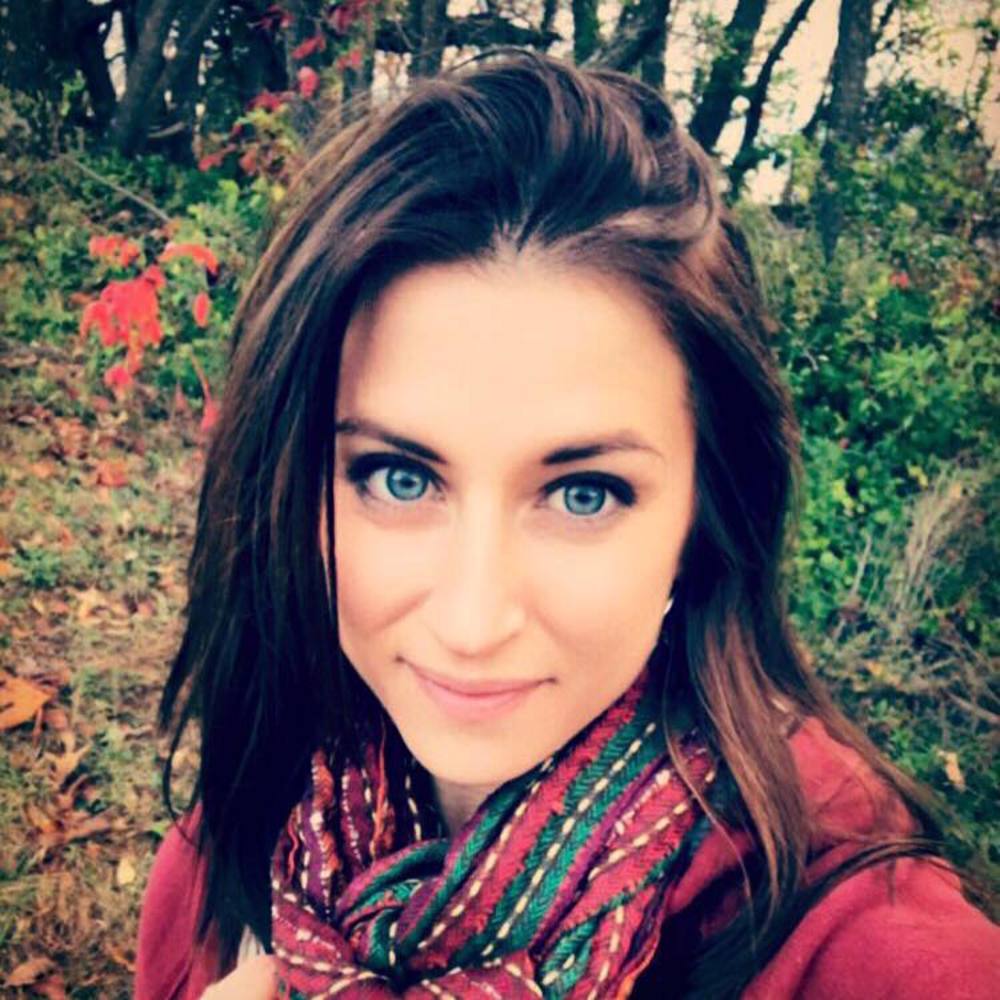 Meet your Posher, Alisa