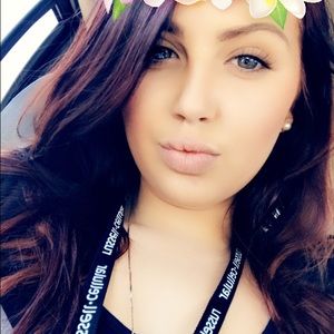 Meet your Posher, Ashton