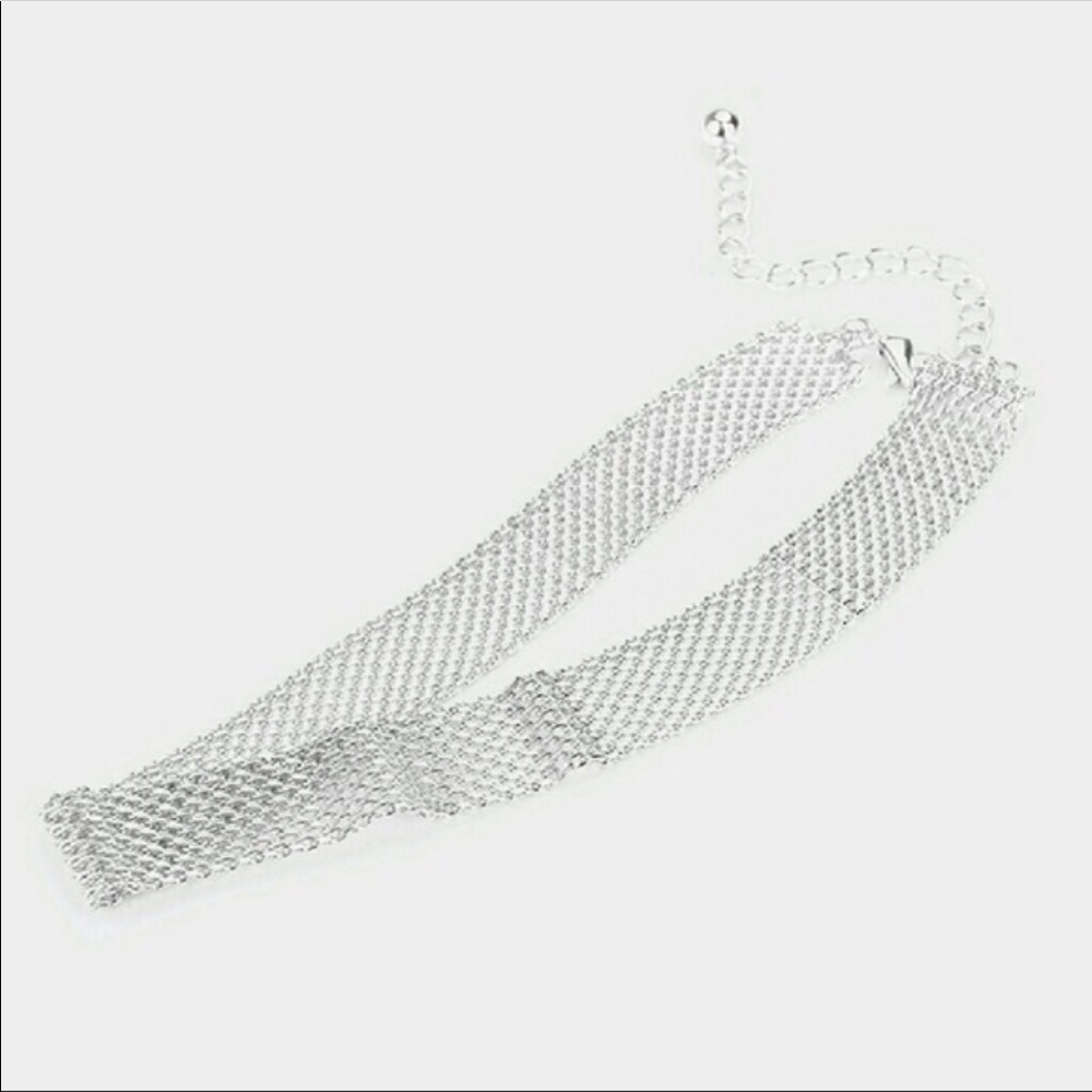 Silver mesh🎉HP🎉 Choker & Earrings - Picture 2 of 2
