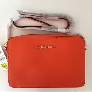 MICHAEL Michael Kors Jet Set Travel Lg Crossbody