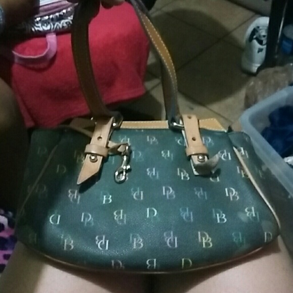 Dooney & Bourke hand bag - Picture 2 of 2