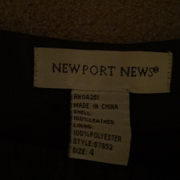 Straight black leather pants - Picture 2 of 2