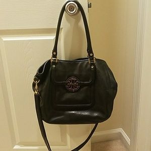 Authentic Tory Burch Amanda hobo black leather bag