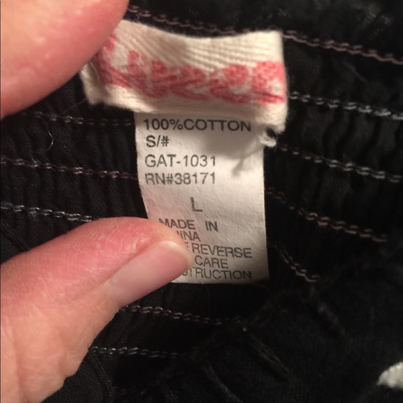 Black and white long tank top - Picture 2 of 3