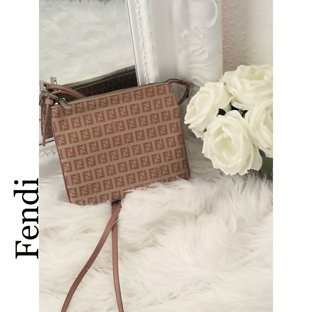 Fendi Vintage Crossbody - Picture 1 of 6
