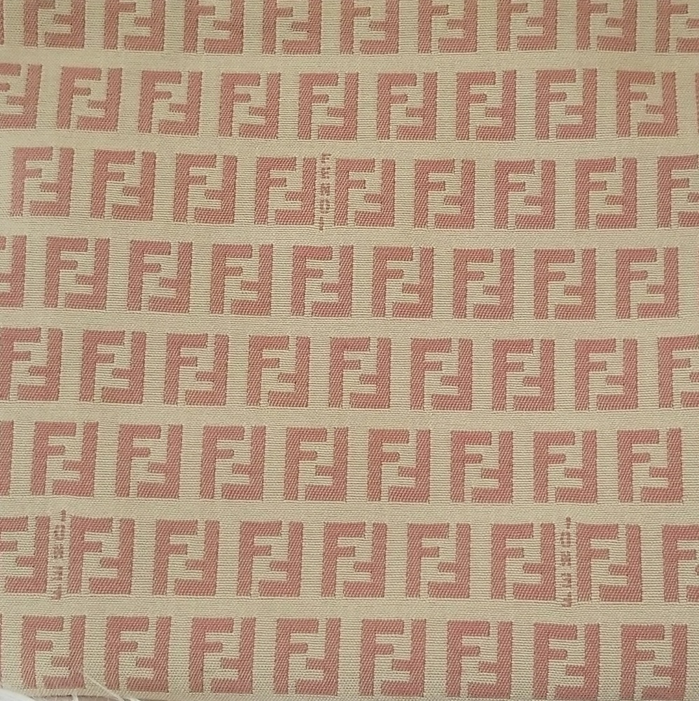 Fendi Vintage Crossbody - Picture 2 of 6