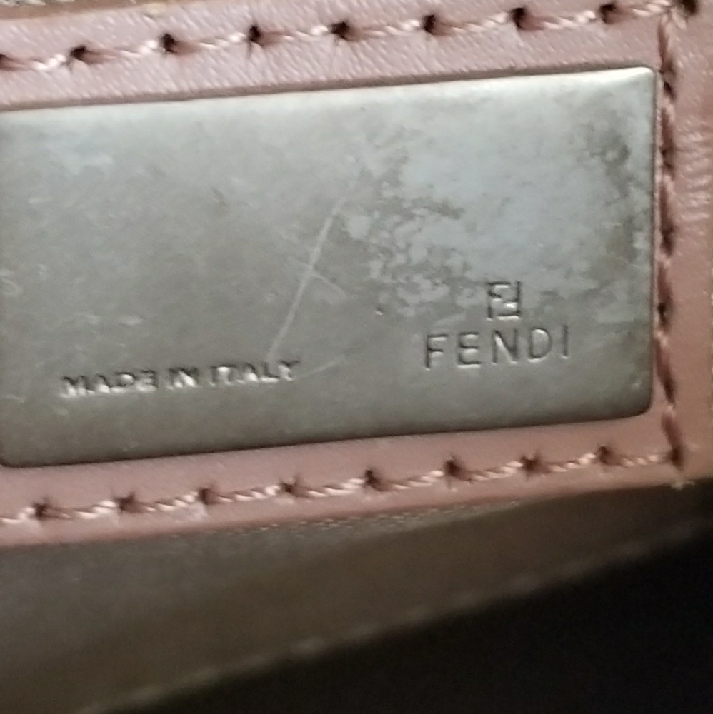Fendi Vintage Crossbody - Picture 5 of 6