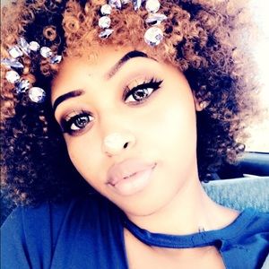 Meet your Posher, Ariana