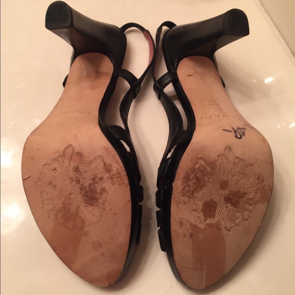 TAHARI Black Slingback Pumps. Sz. 8.5 - Picture 5 of 6