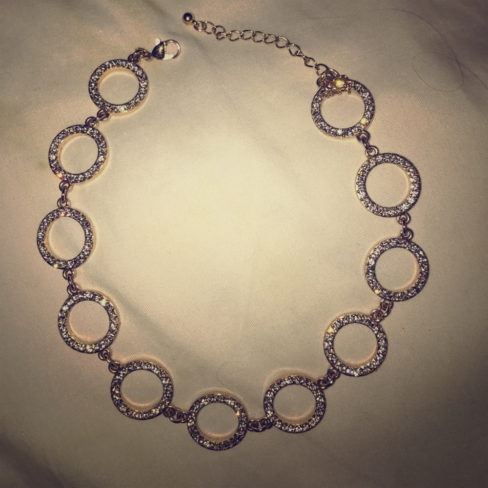 zara circle diamond choker