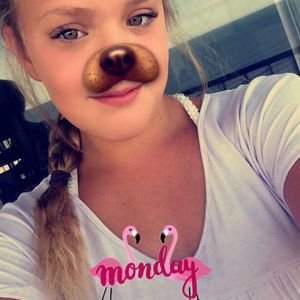 Meet your Posher, Mallory