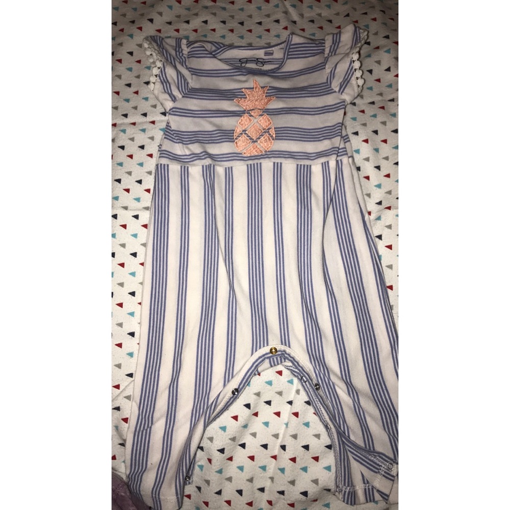Baby romper