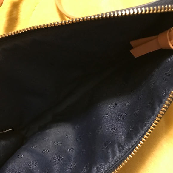 Sold - Picture 3 of 4