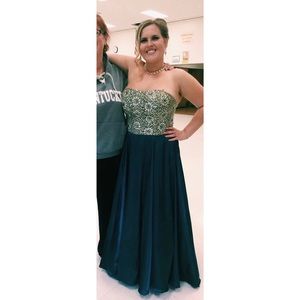Prom dress