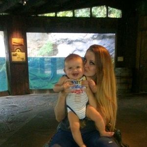 Meet your Posher, Stephanie
