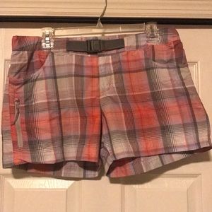 NWOT Columbia Omni-wick Plaid Shorts