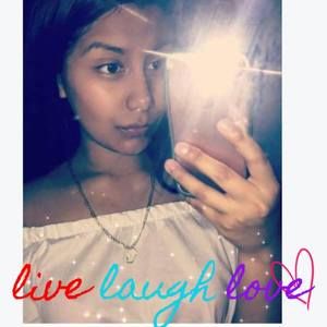 Meet your Posher, Miriam