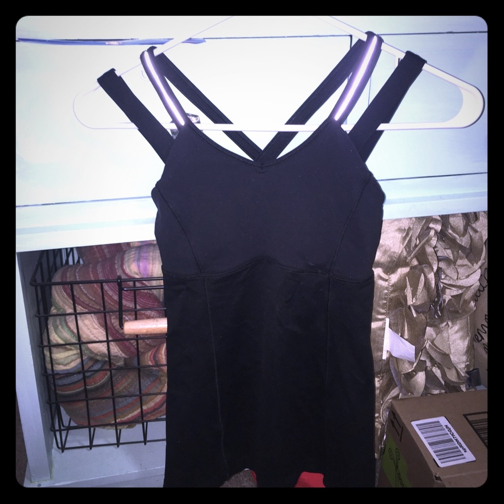 Lululemon tank
