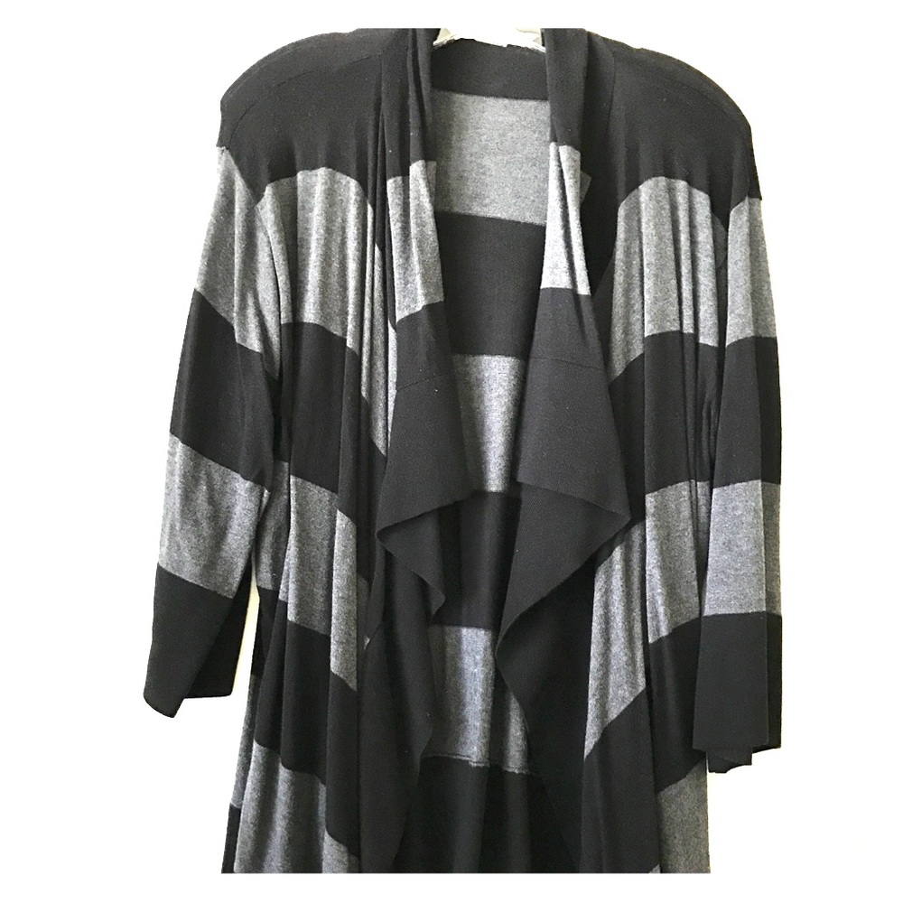 Black & Gray Cardi