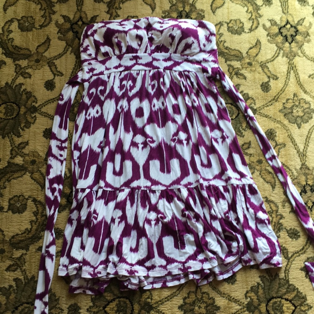 Purple and white strapless dress