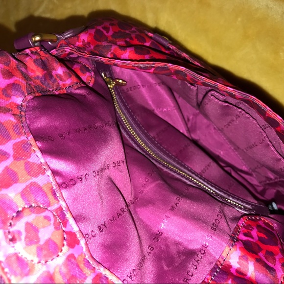 Sold - Picture 3 of 5