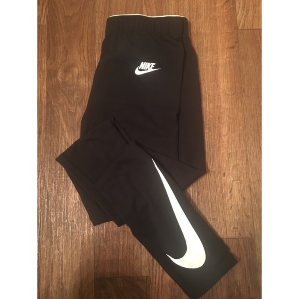 Nike leggings