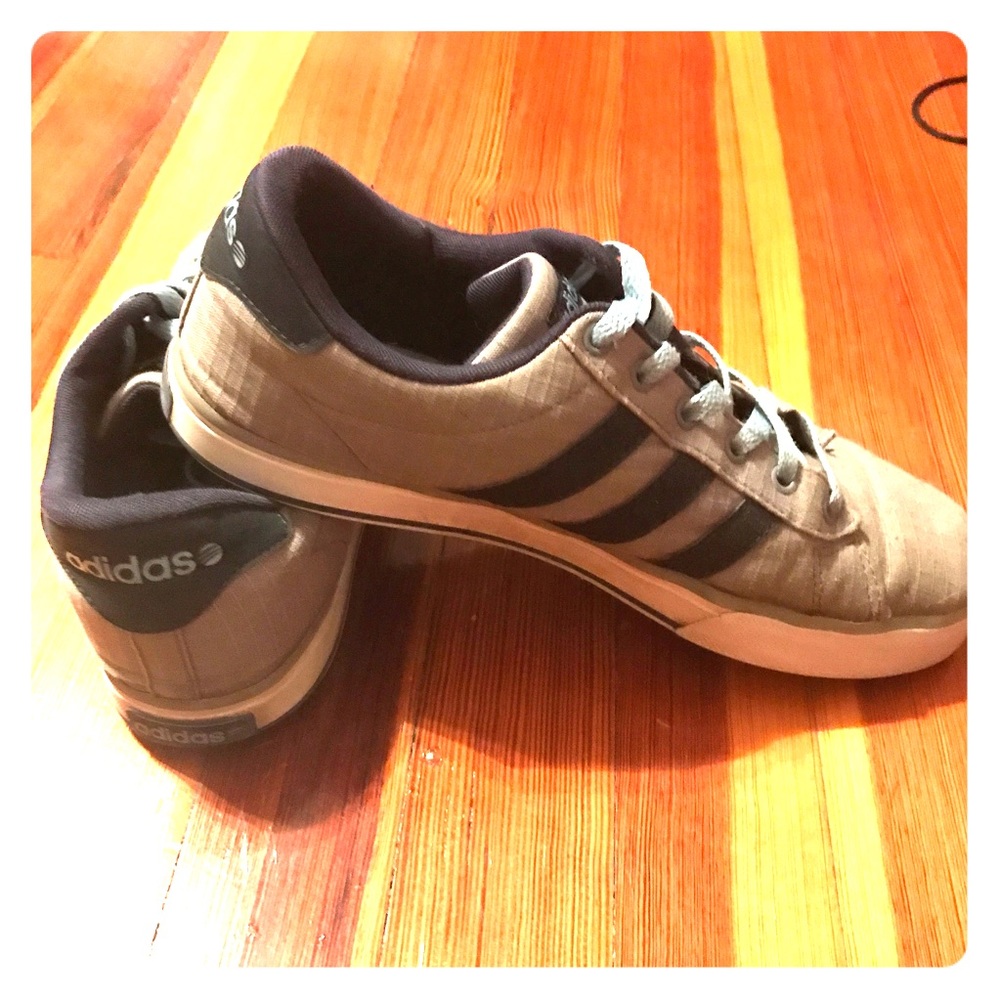 Grey and navy blue Adidas sneaker 8.5