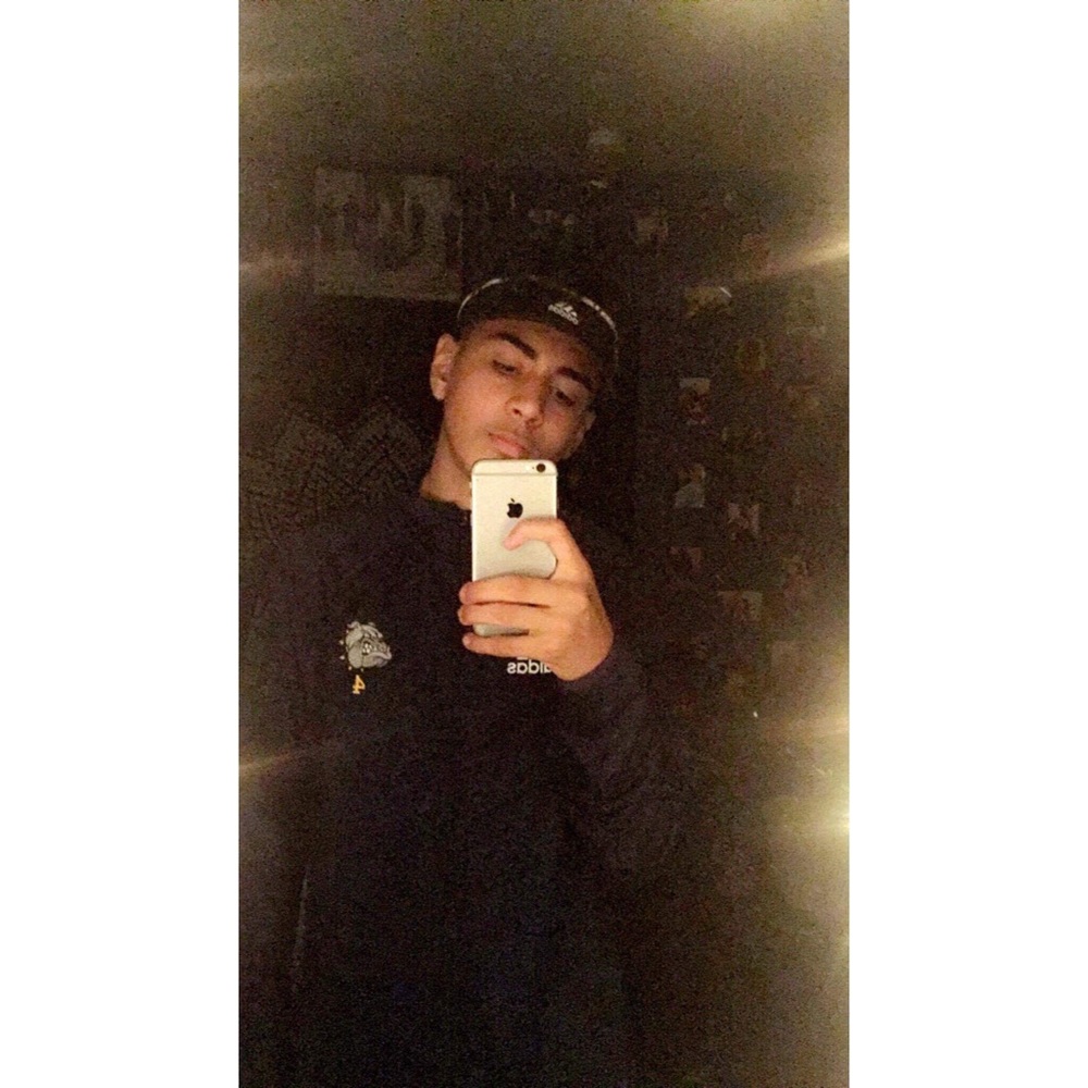 Meet your Posher, Lazaro