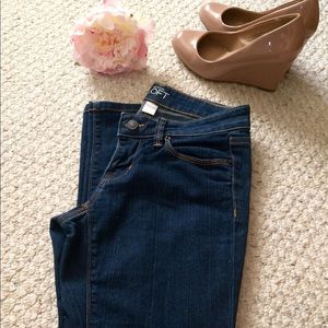 Ann Taylor Loft Curvy Boot Denim, Size 0P