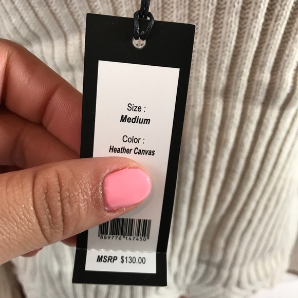 Romeo & Juliet shoulder tie sweater. - Picture 7 of 8