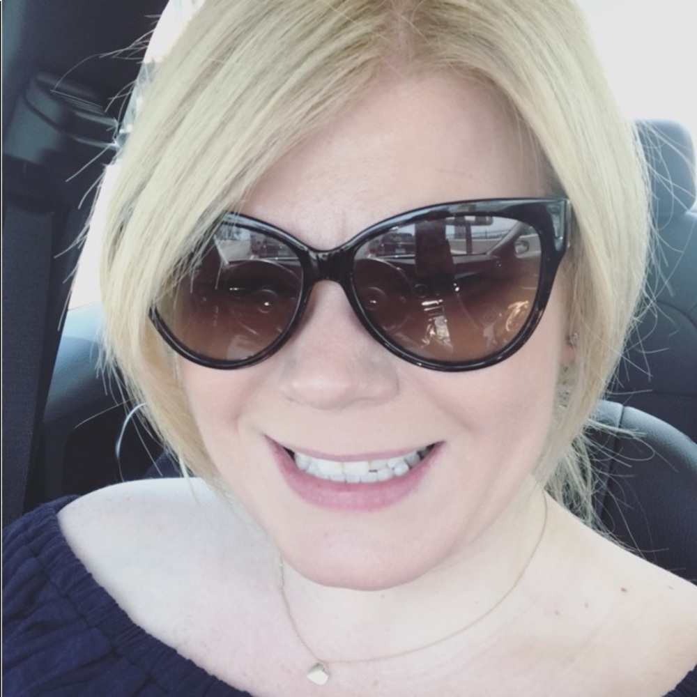 Meet your Posher, Christina