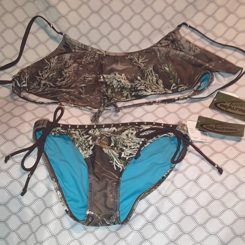 Realtree camo printed bikini, large