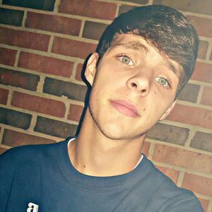 Meet your Posher, Lucas