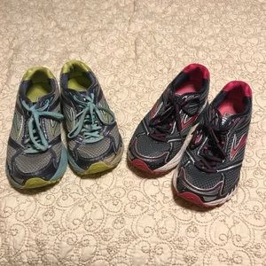Two pair of women's 9.5 Brooks Ghost running shoes