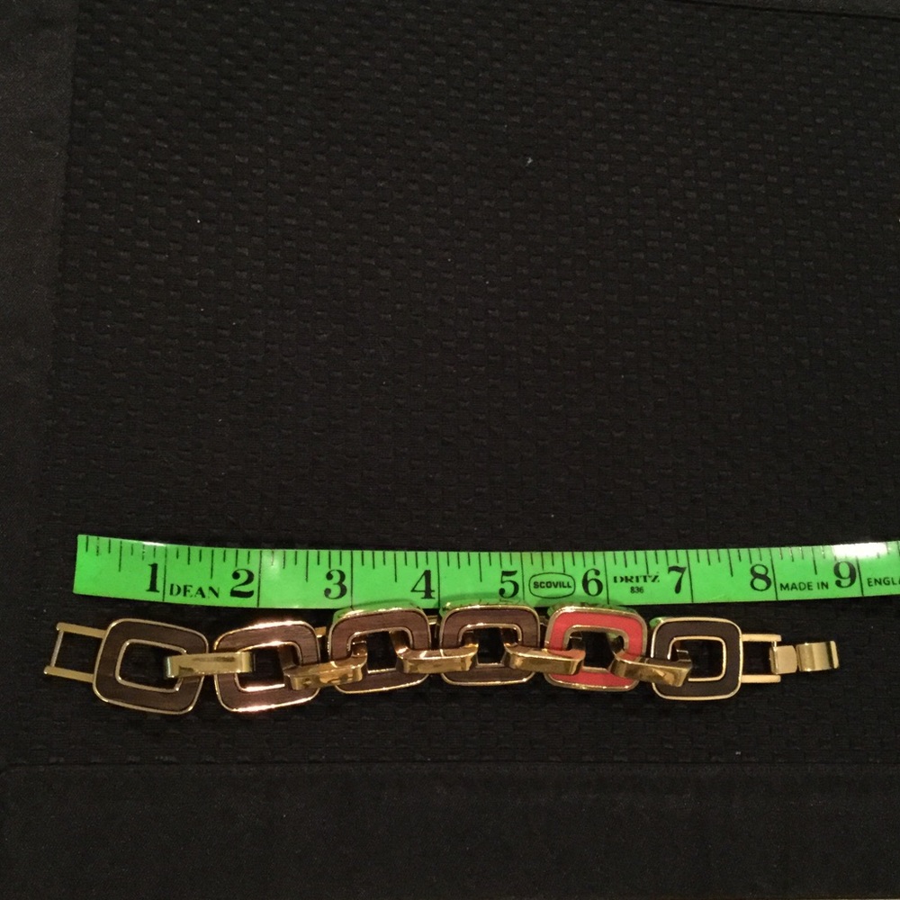 Square Link Bracelet - Picture 2 of 4