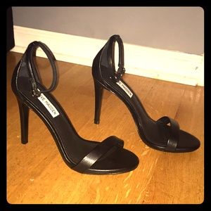 Steve Madden Women's Stacy Two-Piece Sandal