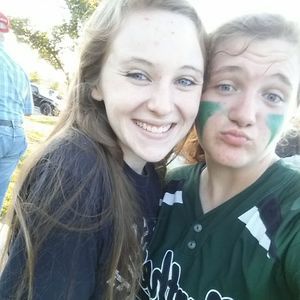 Meet your Posher, Danielle