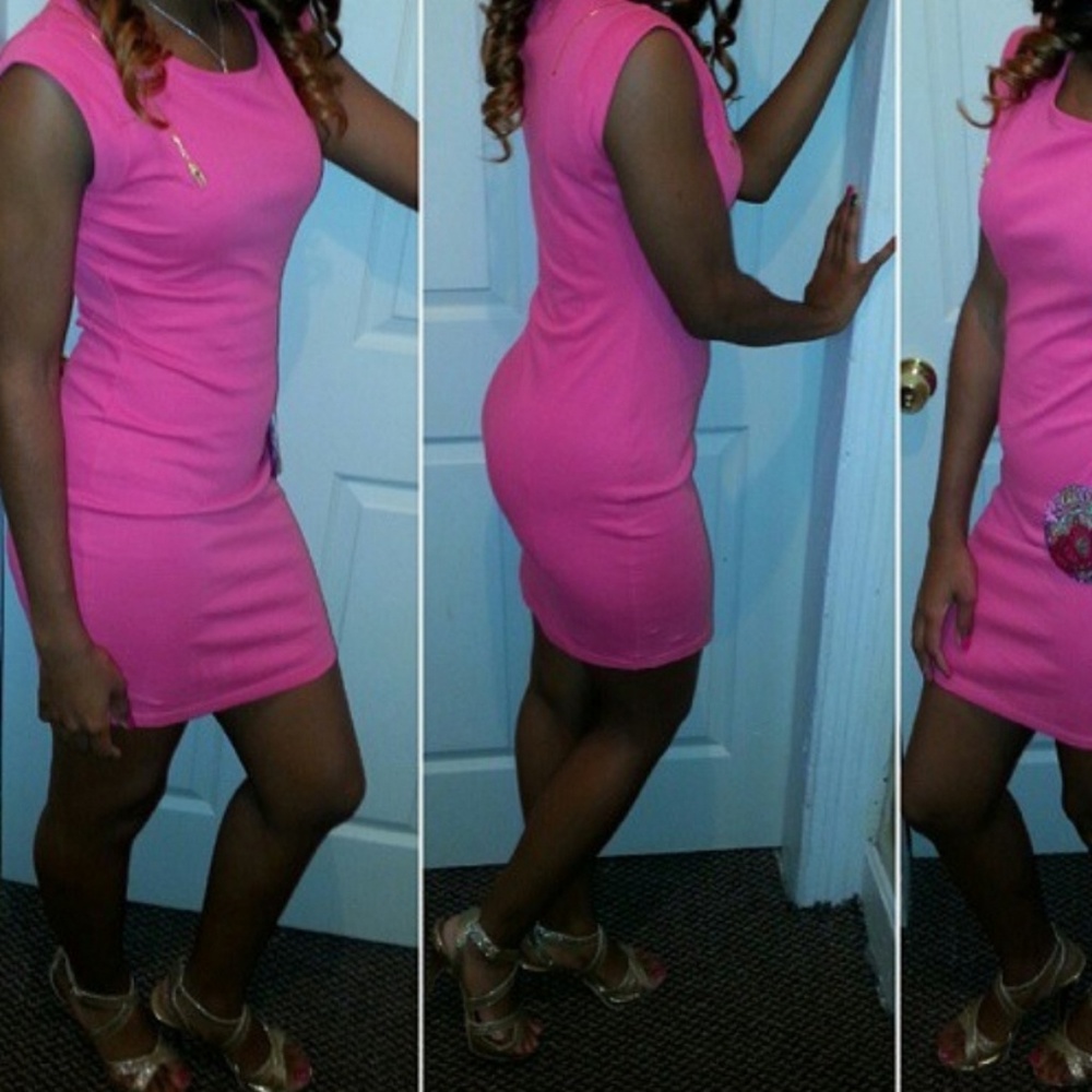 Hot pink Nicki Minaj bodycon