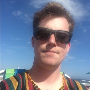 Meet your Posher, Connell