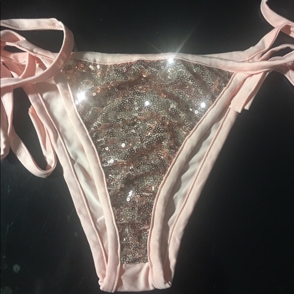 🆕Last One-Medium 🔥Two Piece Bikini - Picture 6 of 8