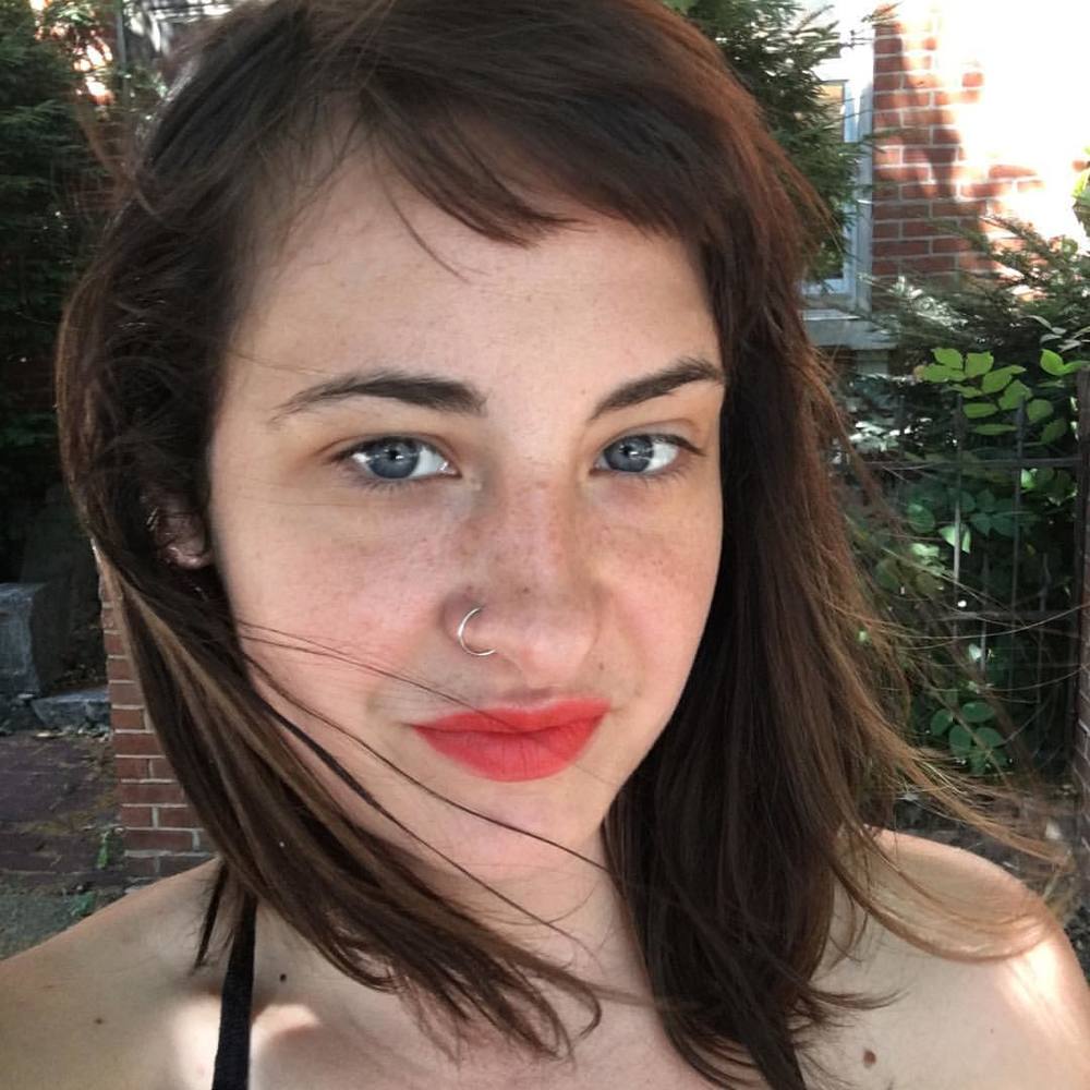 Meet your Posher, Megan