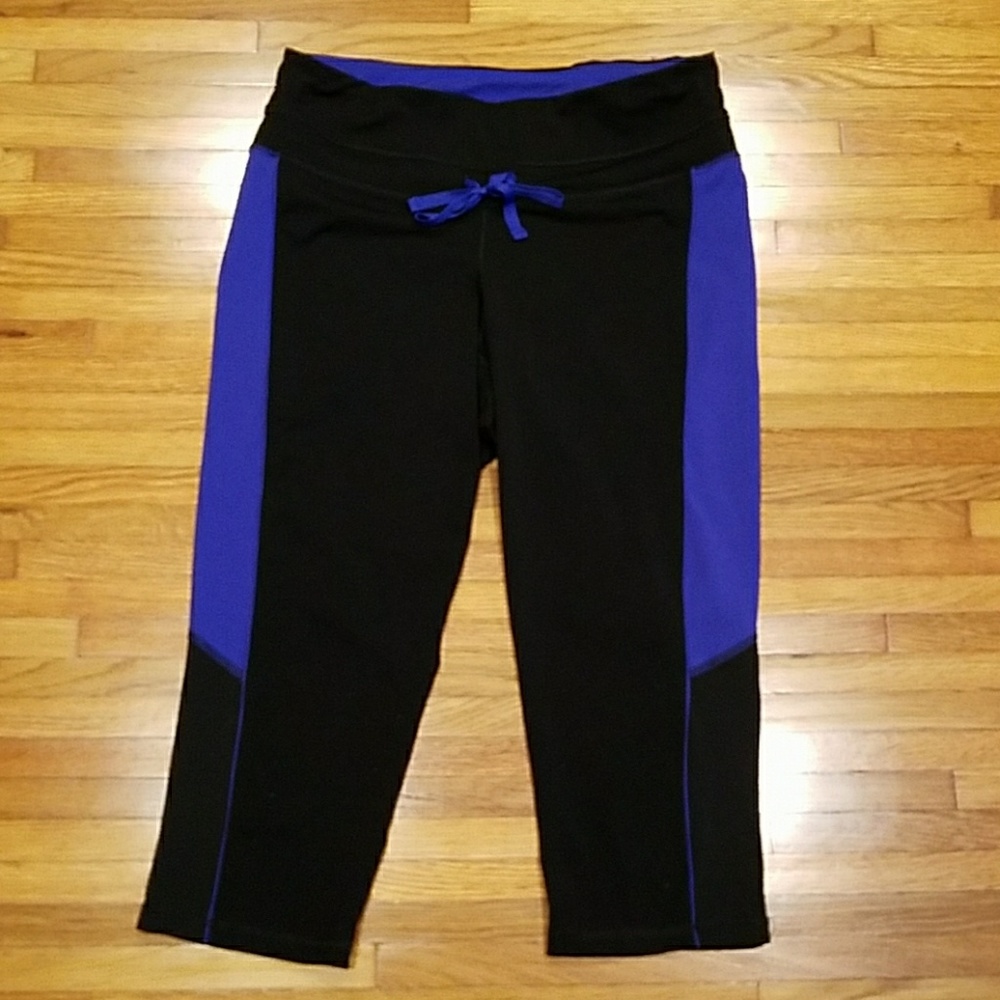 Active workout capri pants