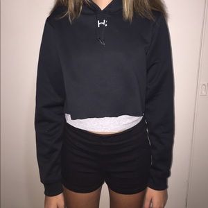 Cropped hand cut under armour hoodie