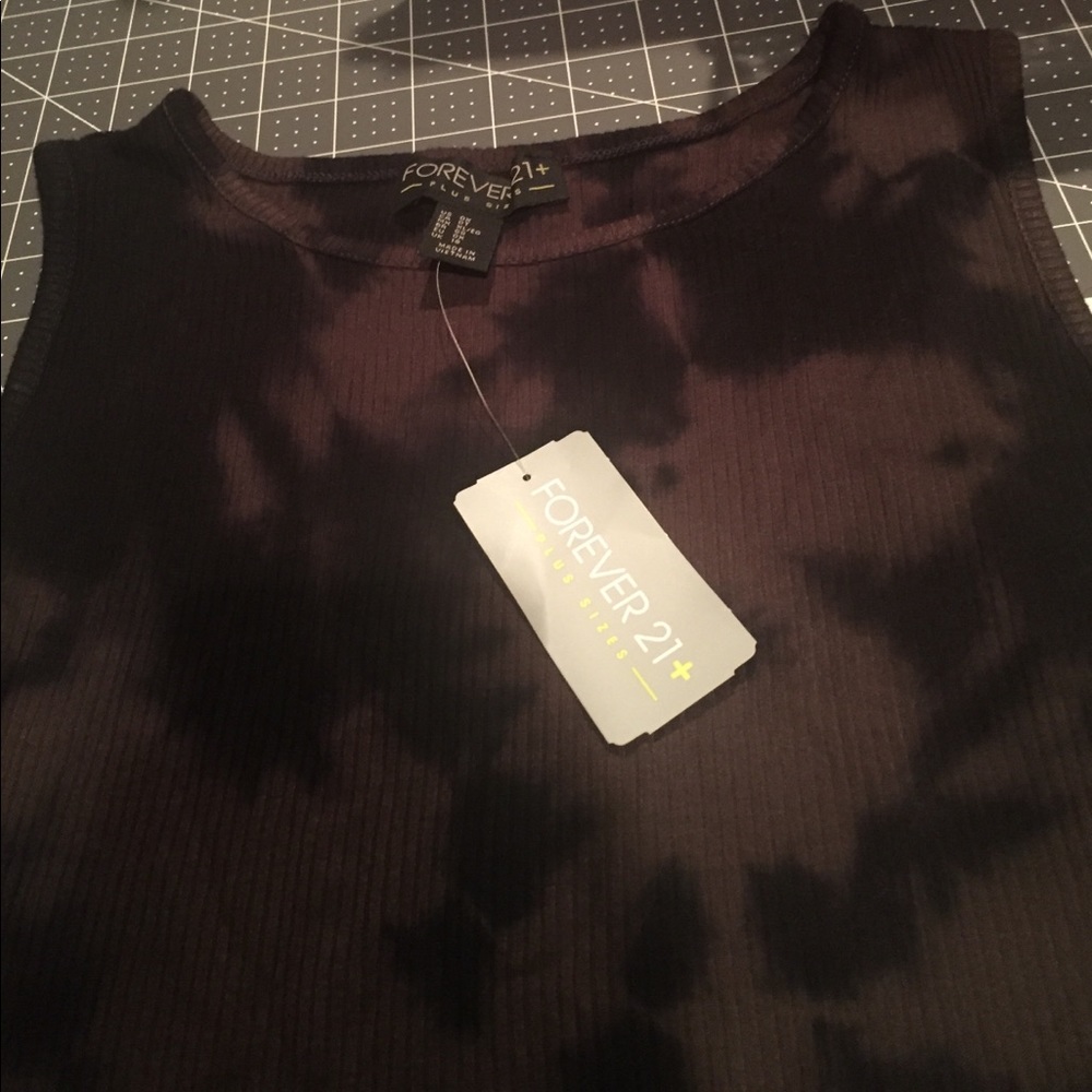 💲⬇️ F21 plus size CAMO leo! 👍🏼