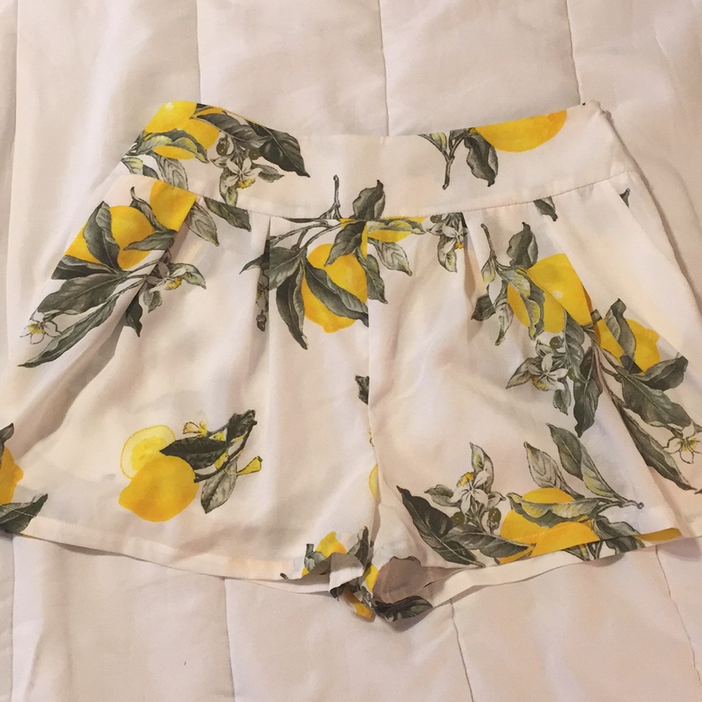 Moon River Lemon Shorts