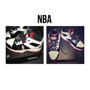 NWT NBA Air Speed Mid kids sneakers