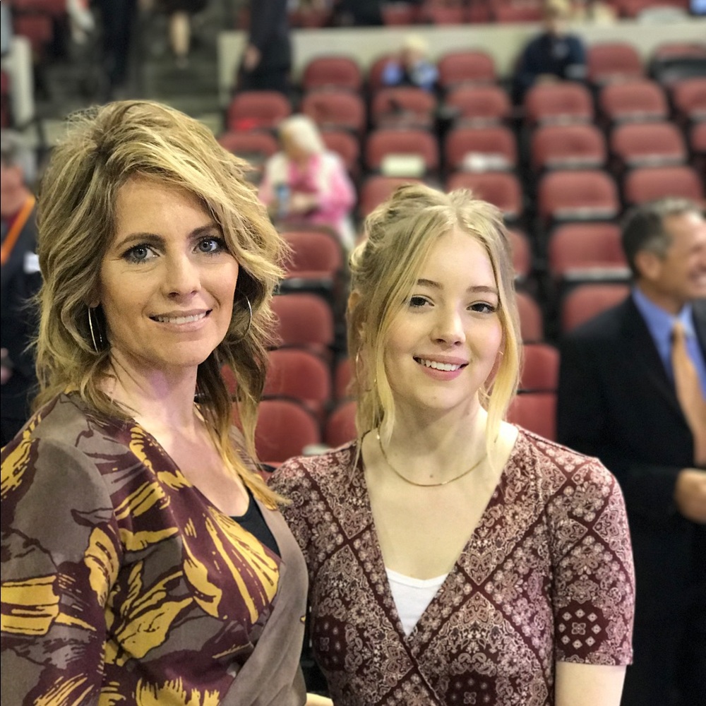 Meet your Posher, Jennifer