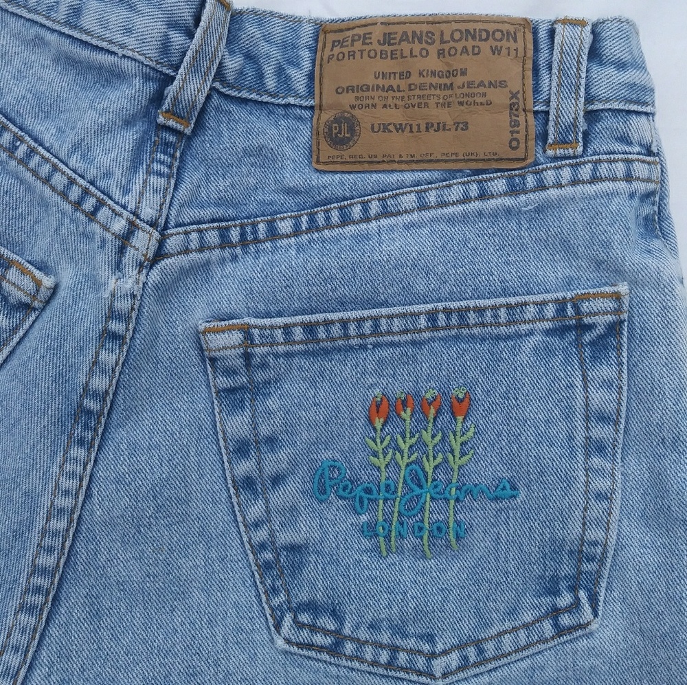 VINTAGE EMBROIDERED PEPE JEANS LONDON
